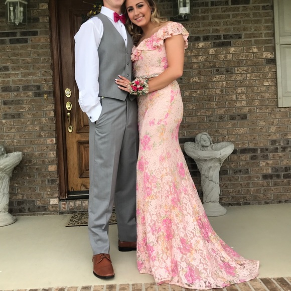 Prom Dress!! - Picture 7 of 8